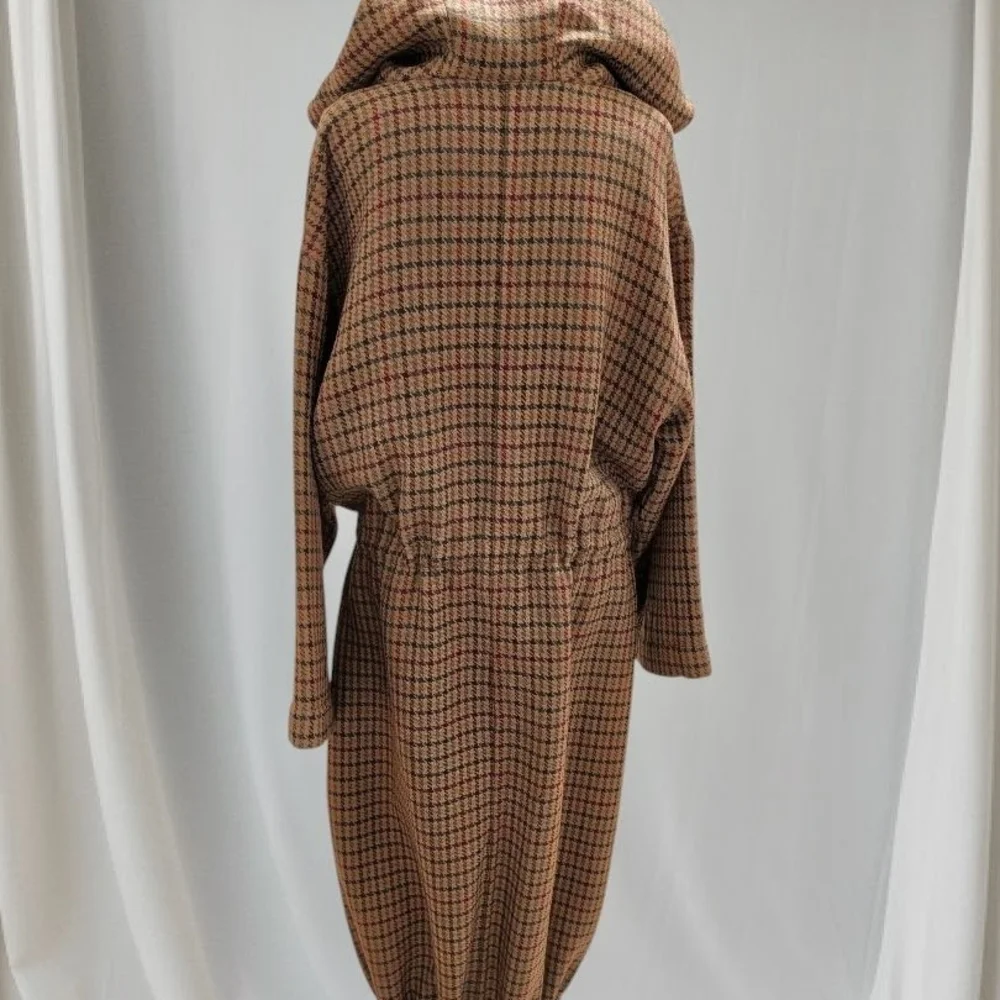 Statement Piece Italian Oversized Plaid Wool Coat - Picture 7 of 9